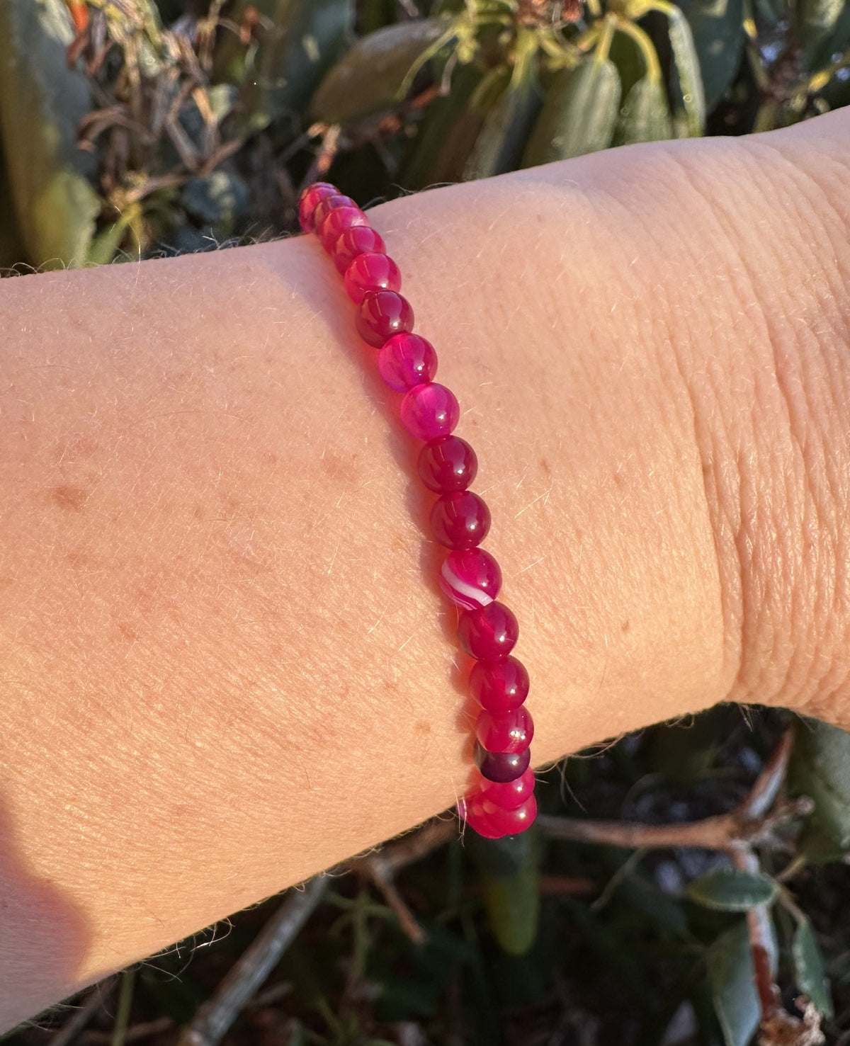 Agat pink armbånd 4 mm 2