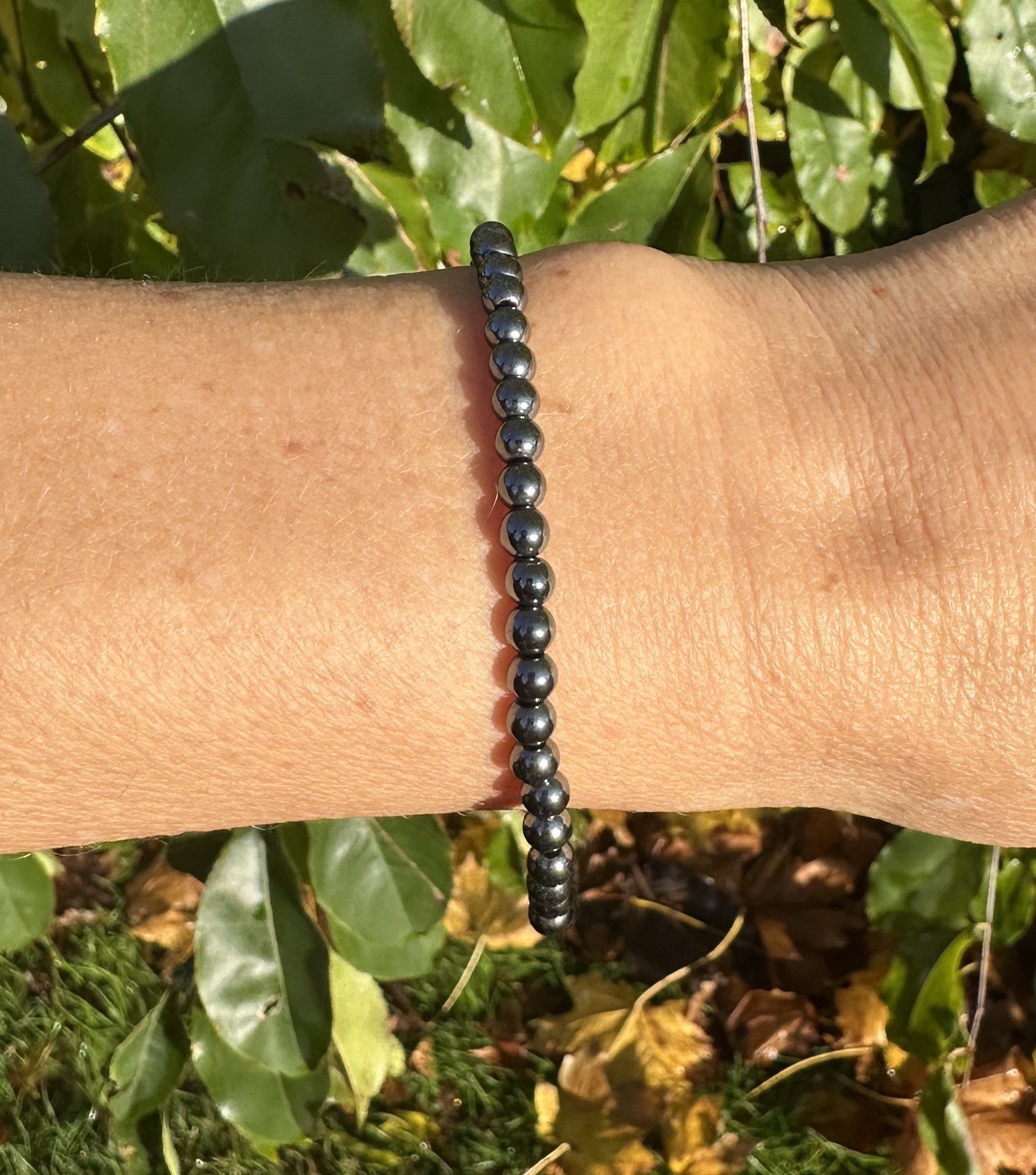 Armbånd - Hæmatit 4 mm. 2