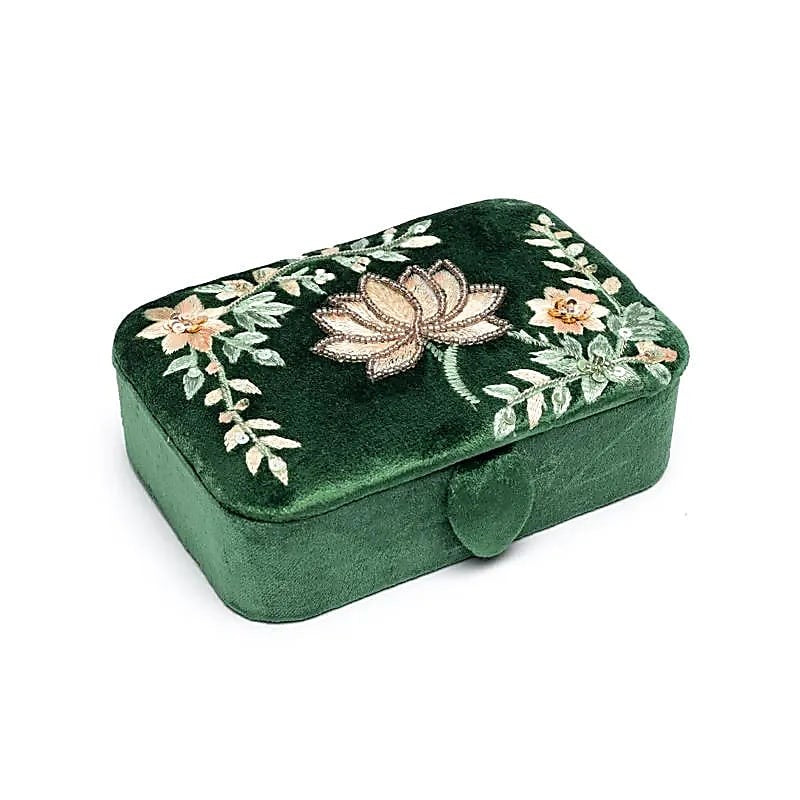 Box velvet grøn med lotusblomst 2