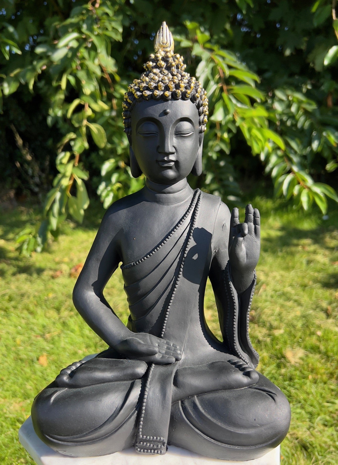 Buddha med ''forklaringens gestus'' håndtegn 1