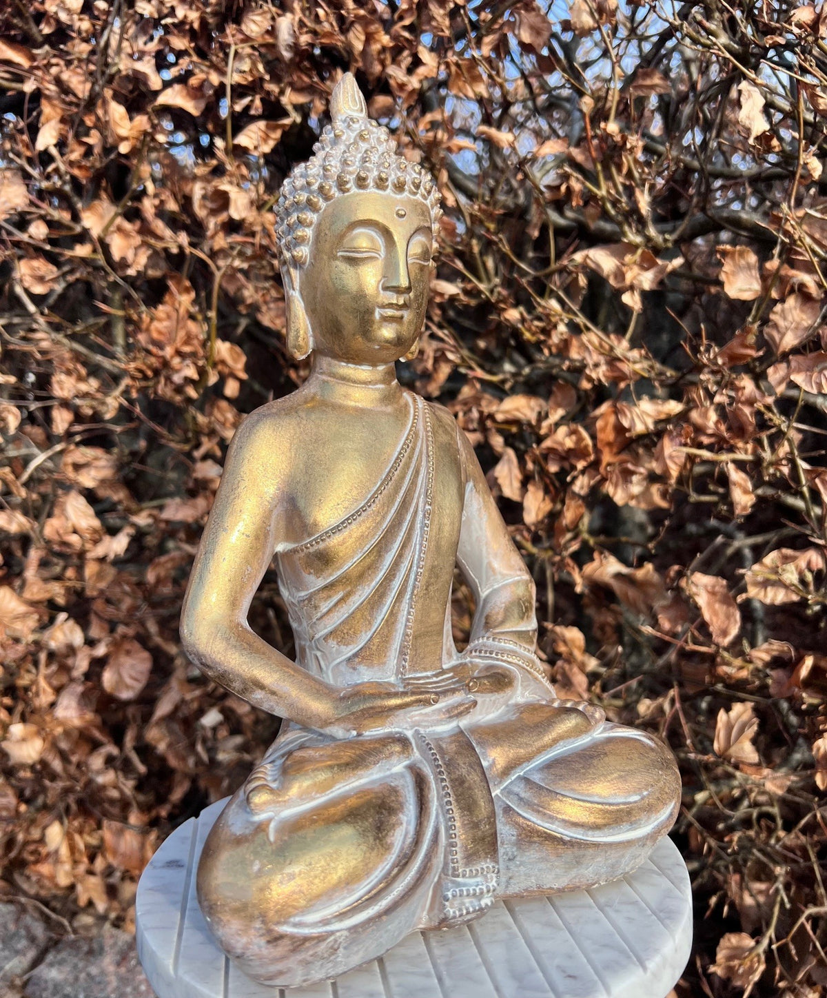 Buddha mediterende Guld 3