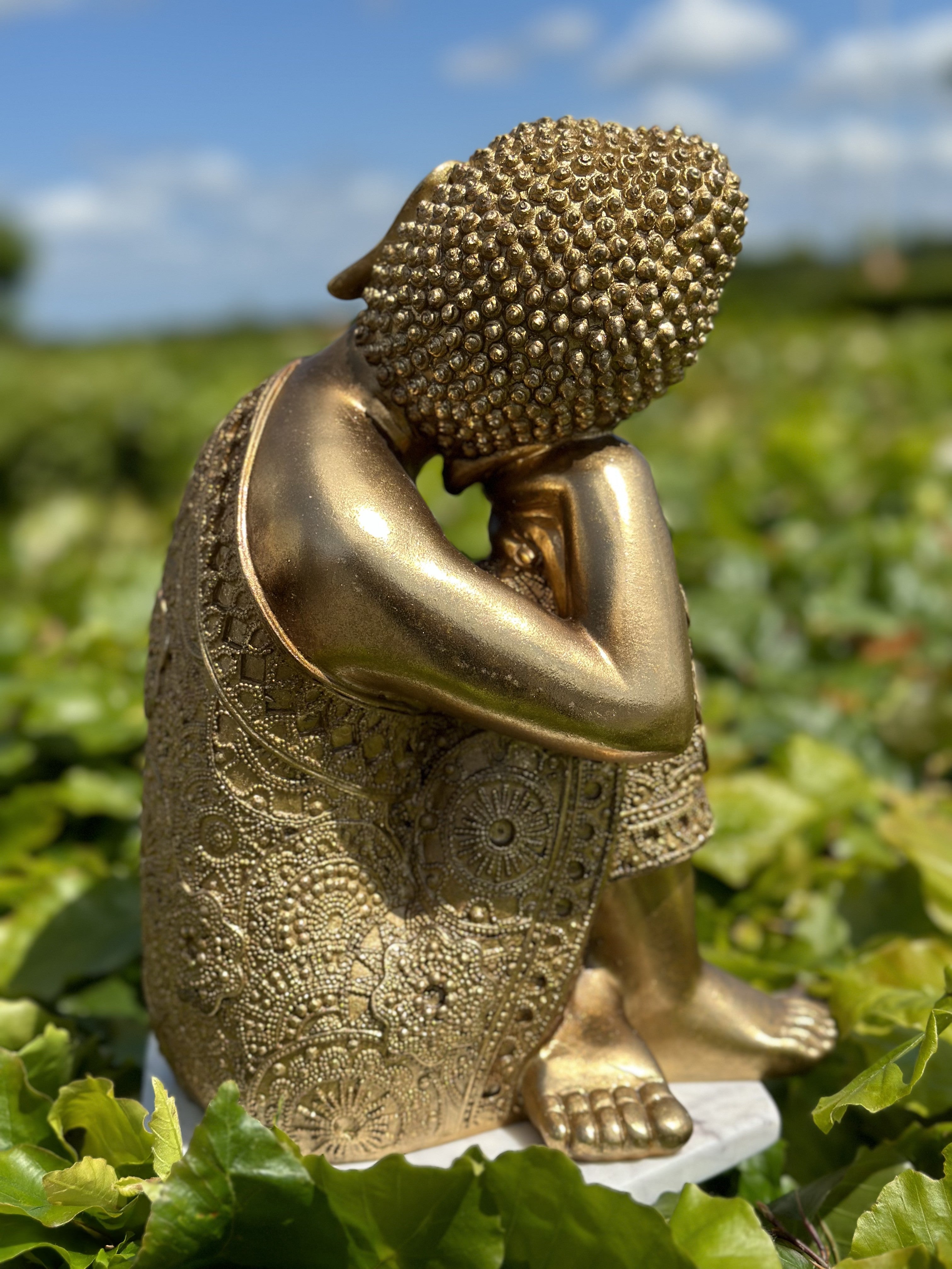 Buddha siddende Golden 3