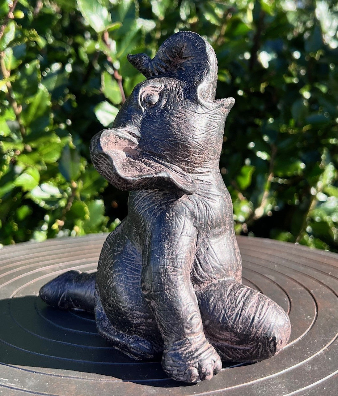 Elefant i yogastilling 4