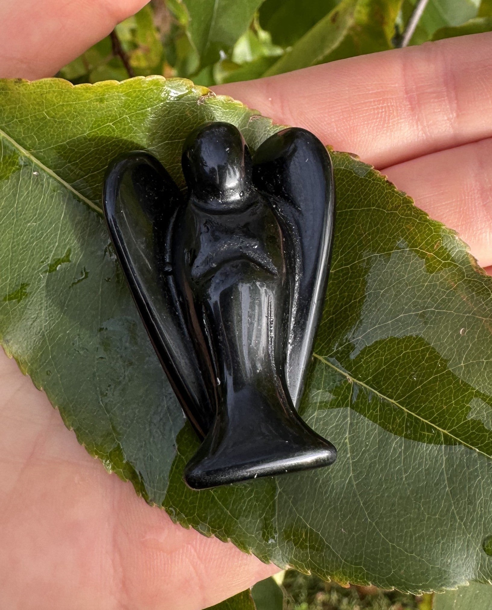 Engel sort obsidian - 5 cm. 2