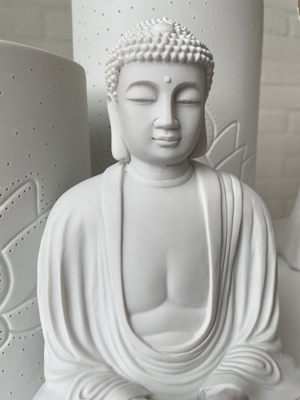 Hvid japansk Buddha - 21 cm 2