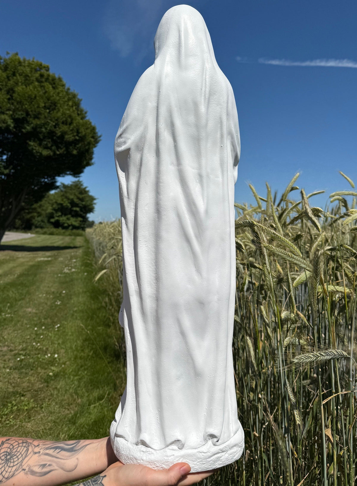 Jomfru Maria figur m. kæde 5