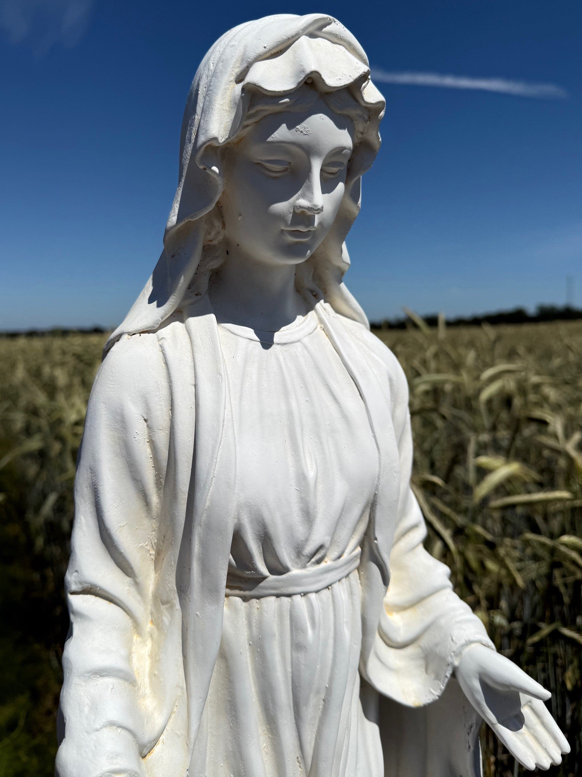 Jomfru Maria figur m. slange 5