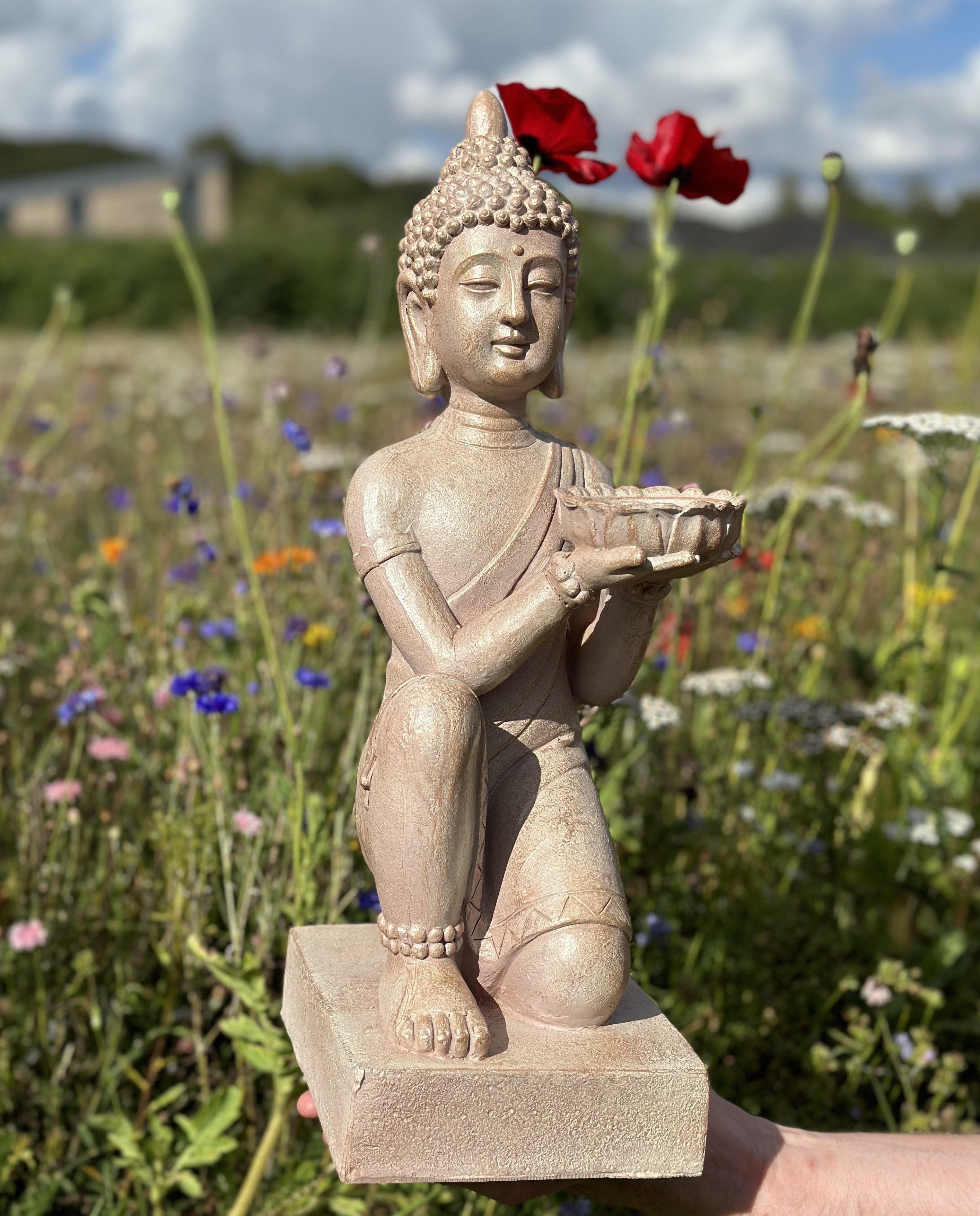 Knælende Buddha til lys 43cm 3