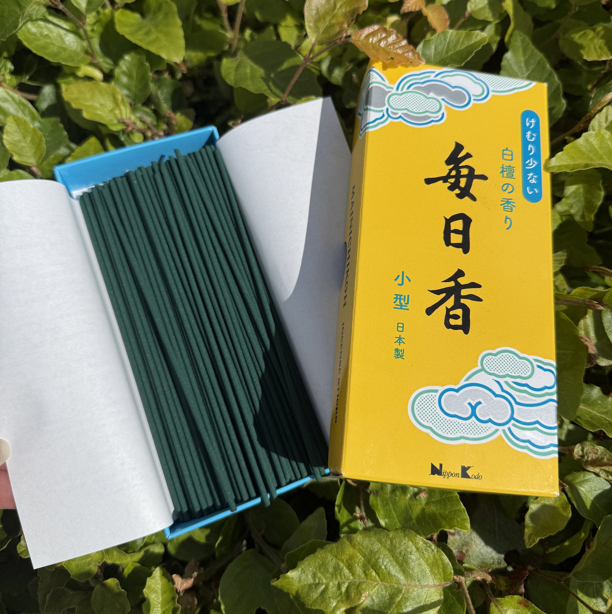 Mainichi-Koh - Sandalwood Less Smoke