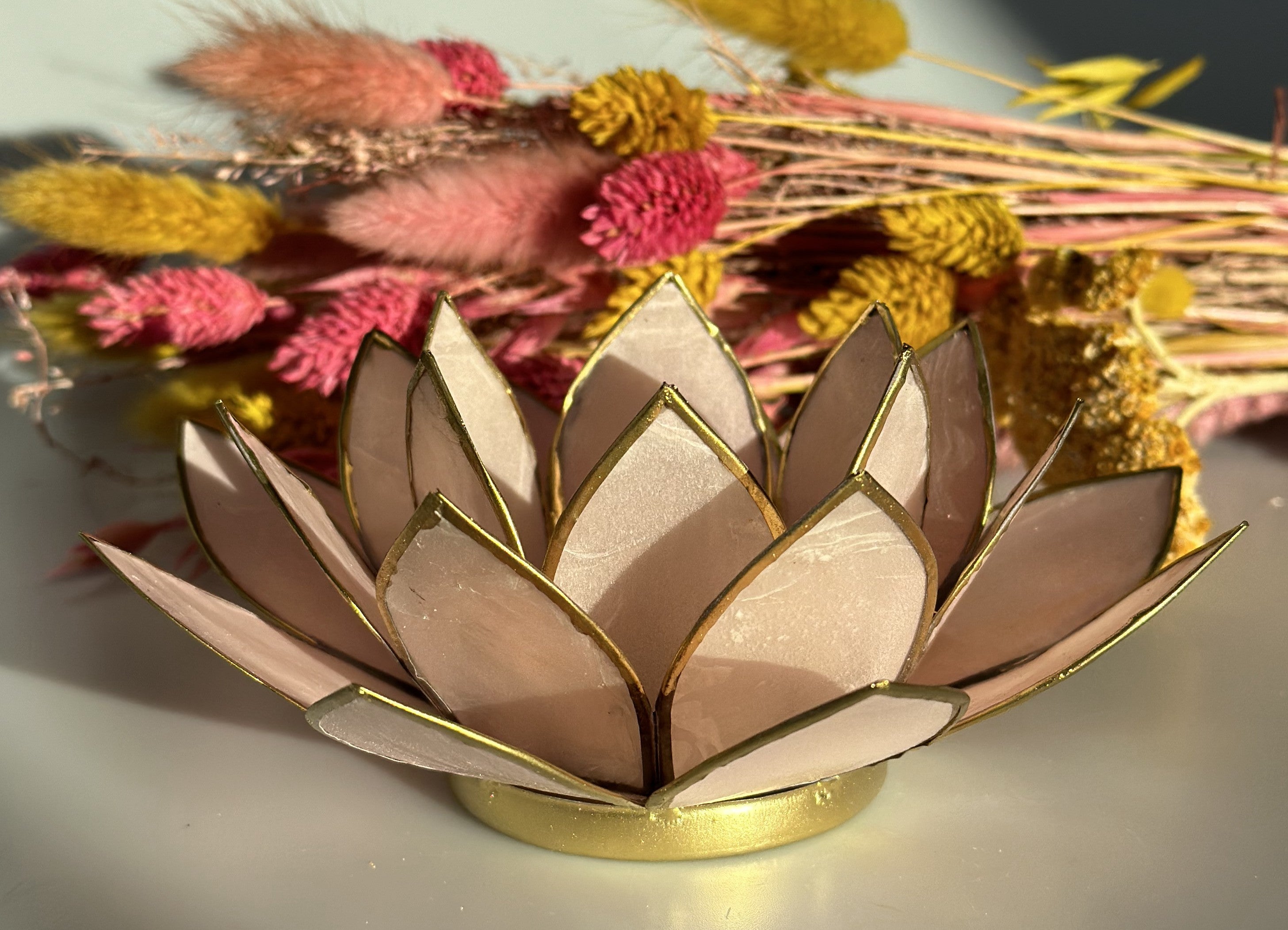 Lotus lysestage pastel pink guld 3