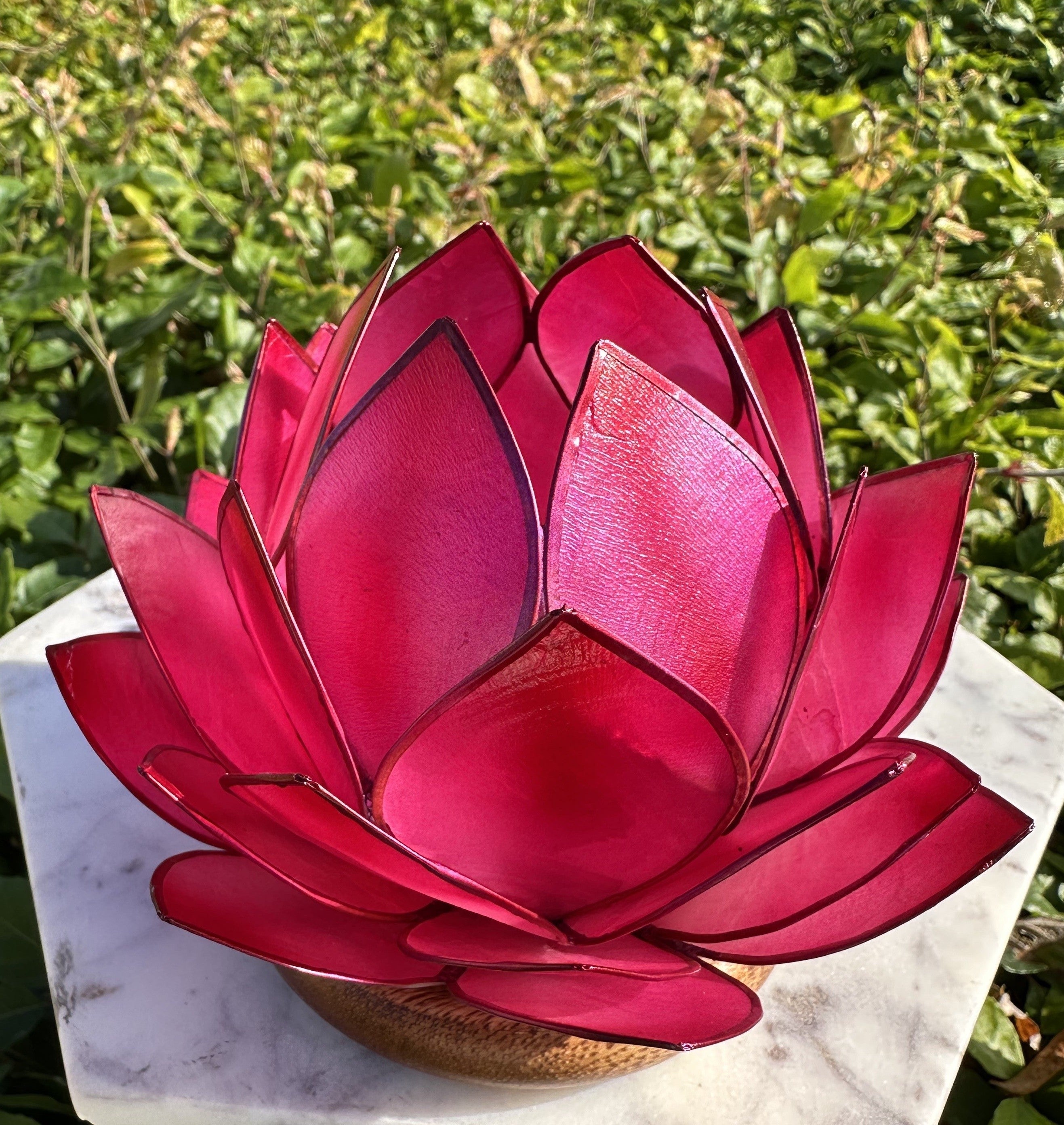 Lotus Stage med træ fod - Rød 5