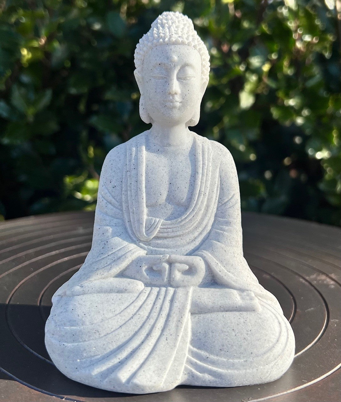 Buddhafigur mediterende 1