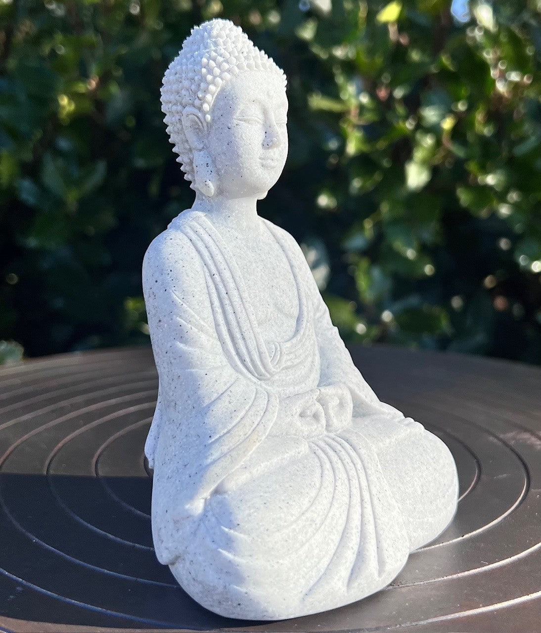 Buddhafigur mediterende 2