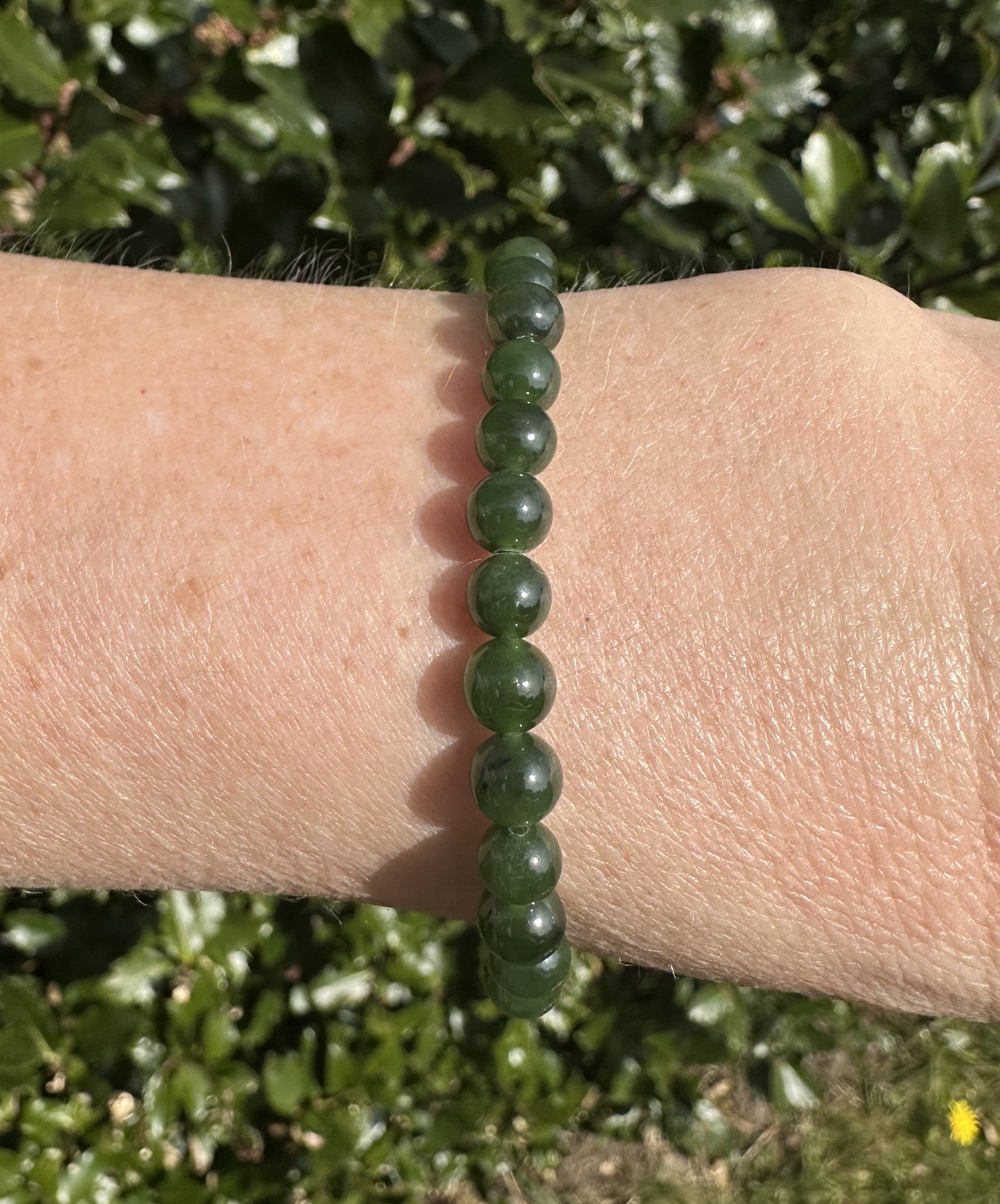 Nefrit armbånd - 6 mm 1