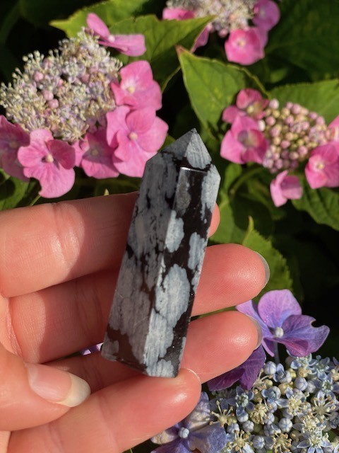 Obsidian snefnug tårn 5 - 6 cm