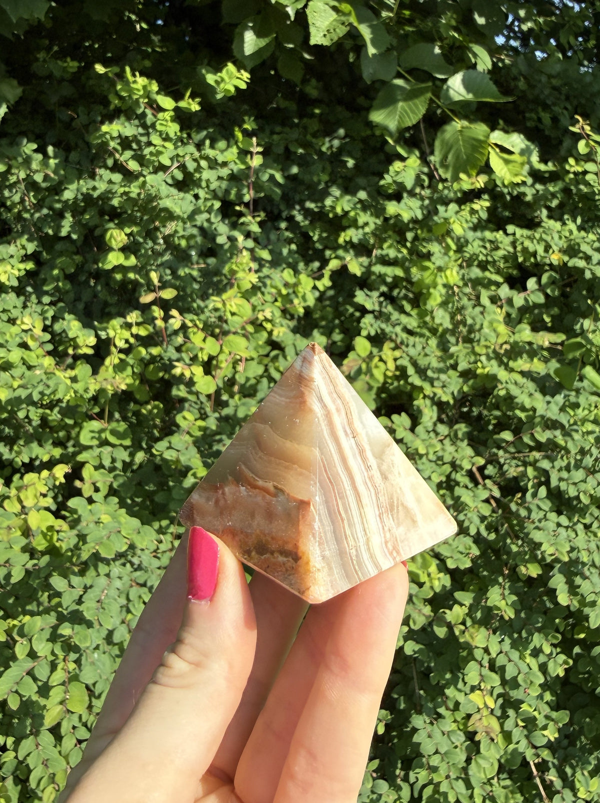 Onyx pyramide 7