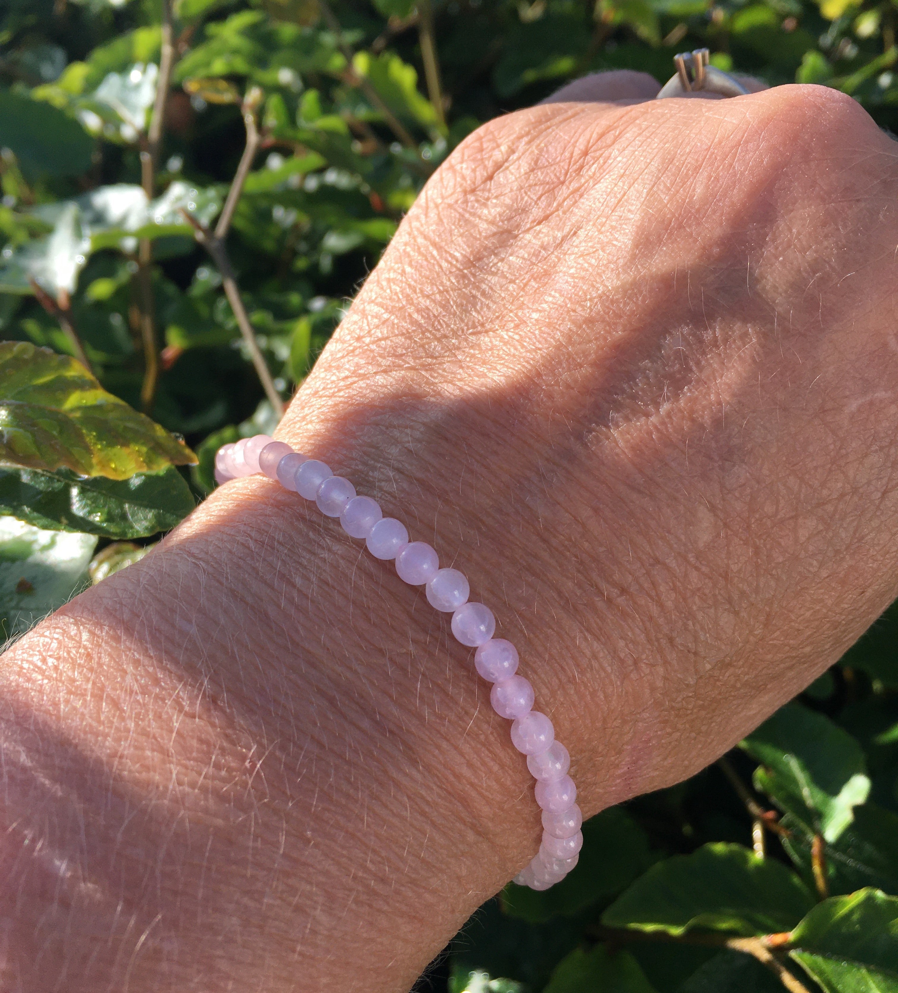 Rosakvarts armbånd 4 mm 2