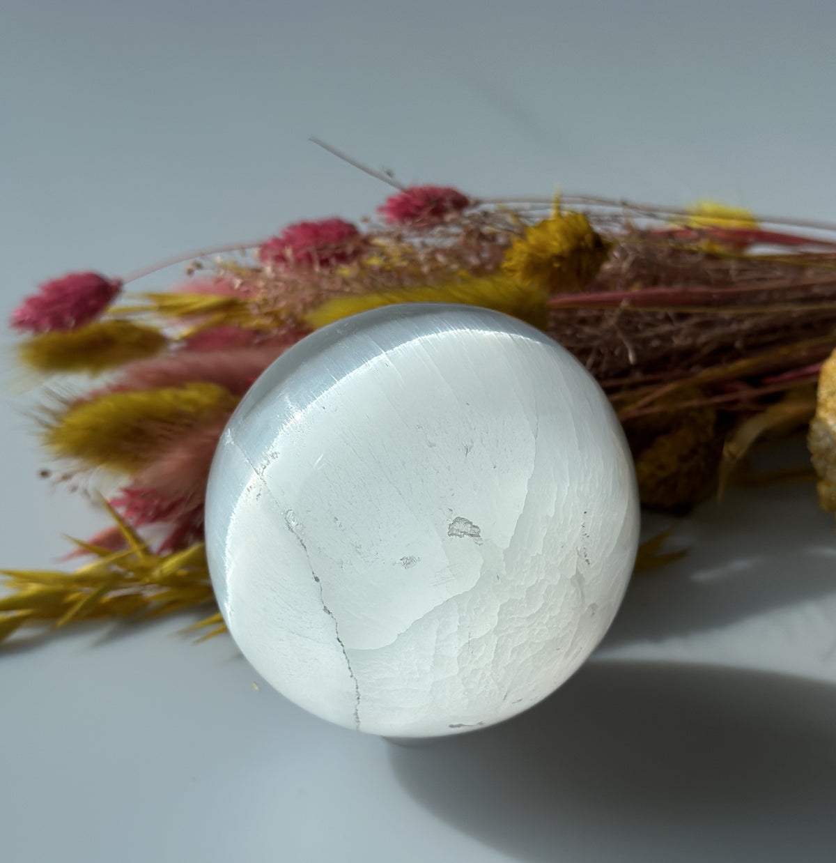 Selenit kugle 8 cm 2