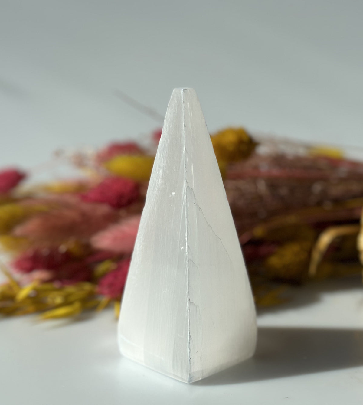 Selenit pyramide 10 cm 1
