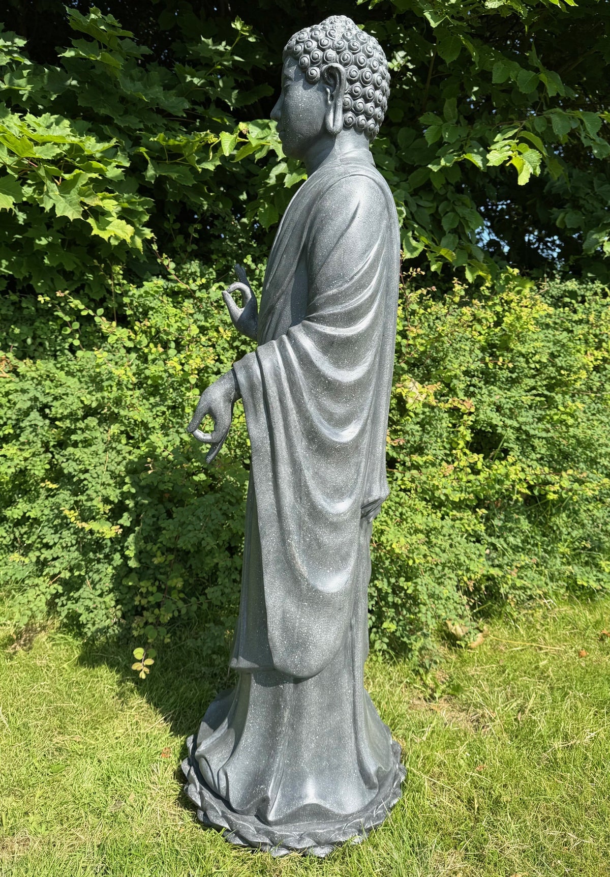 Stående stor Buddha 7