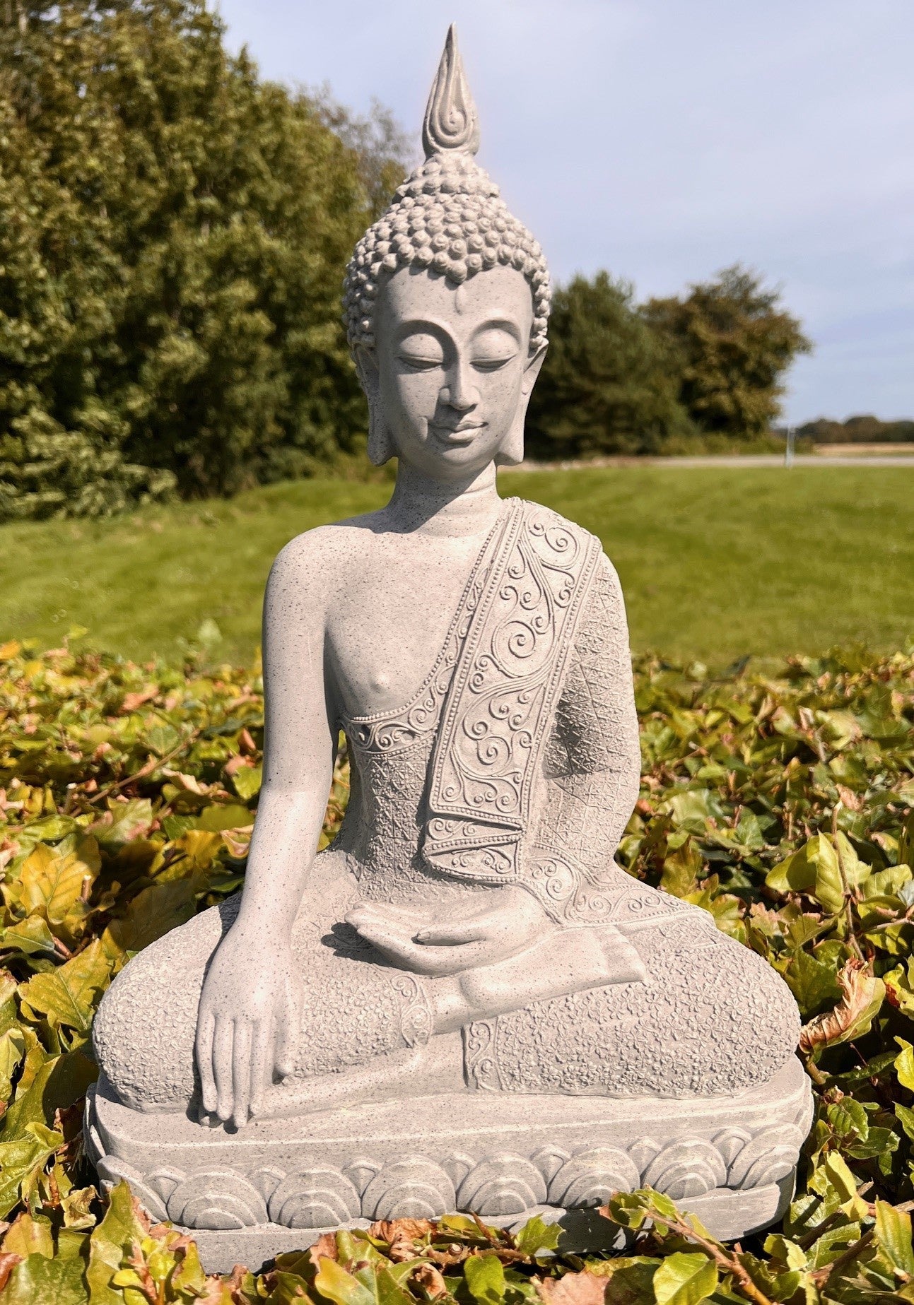 Thailandsk grå Buddha 1