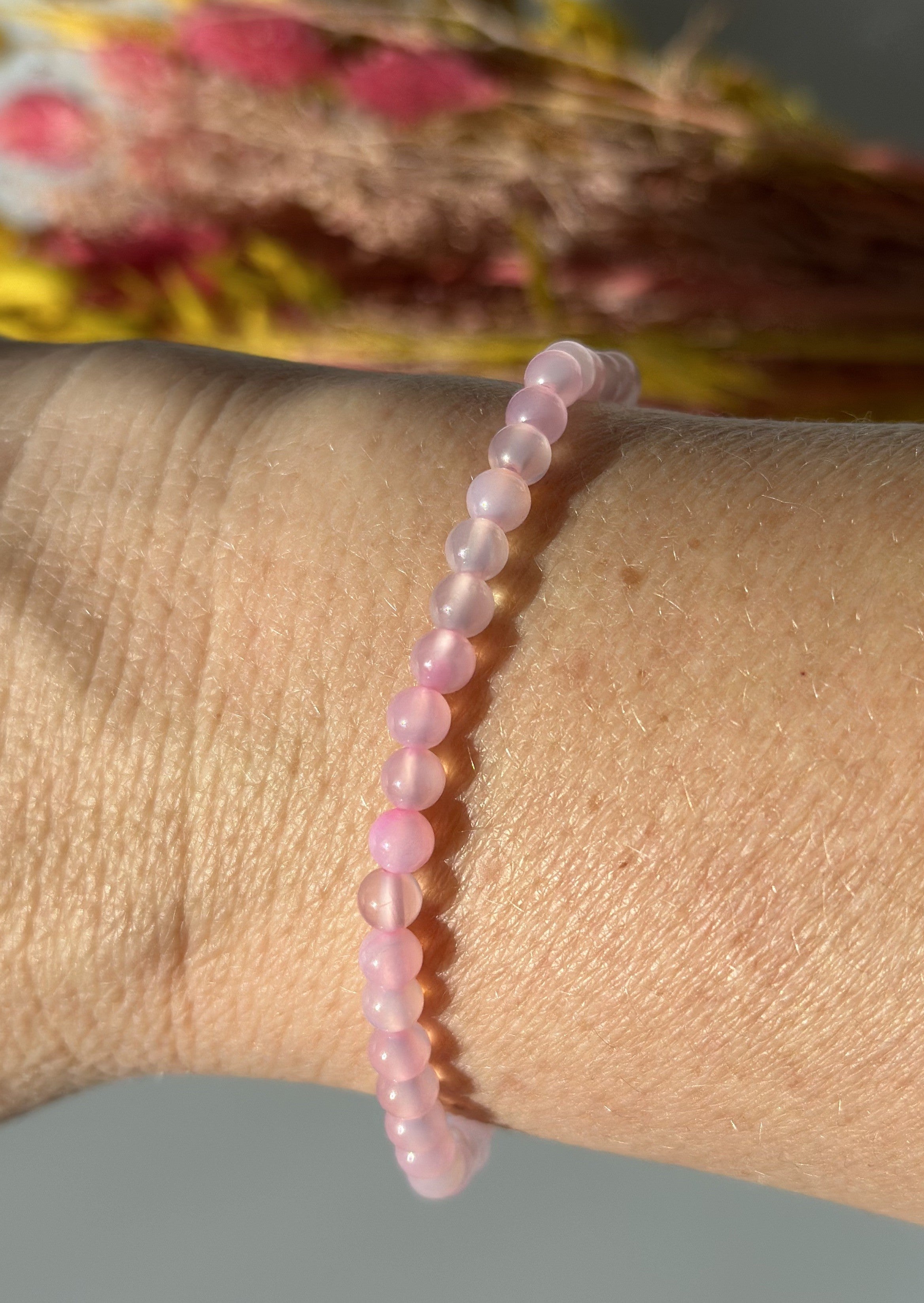 Agat lyserød armbånd 4 mm 2