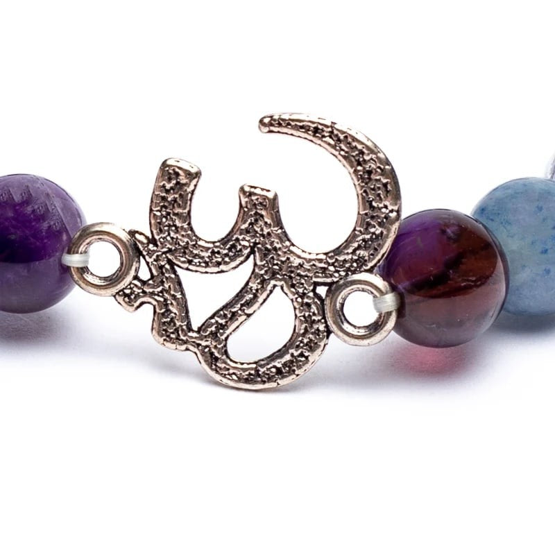 Armbånd m. ametyst, aventurin, klar kvarts og OHM 4