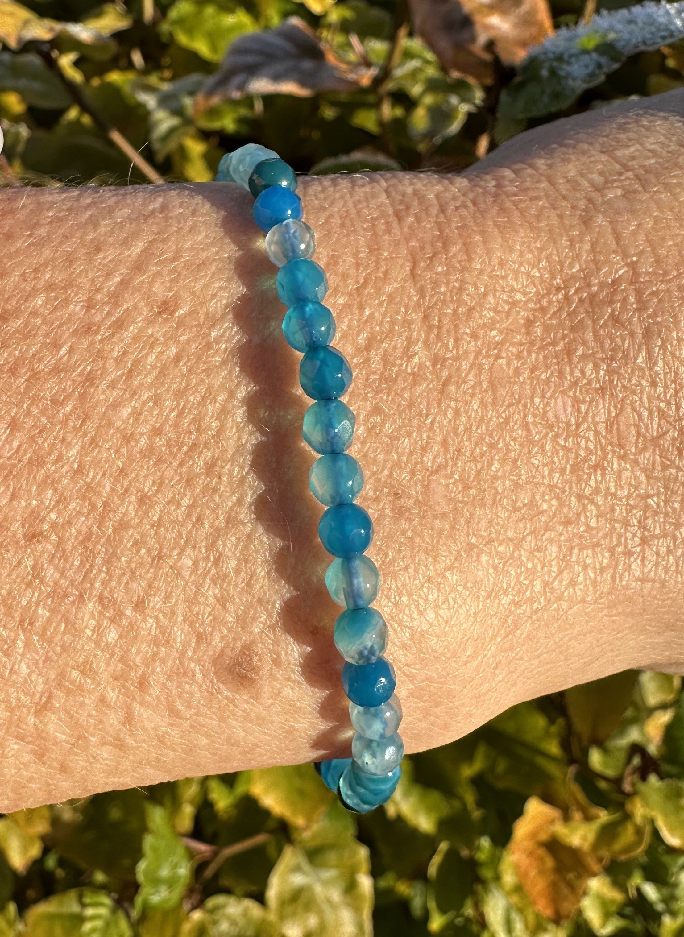 Blå agat facetslebet armbånd 4 mm 1