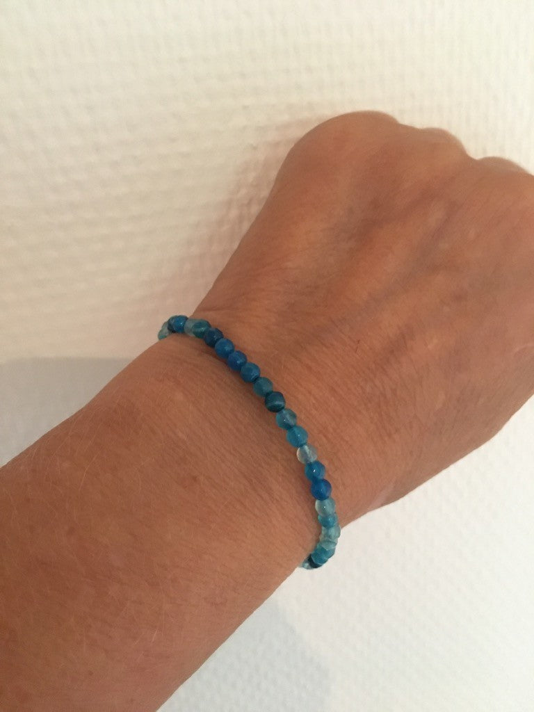 Blå agat facetslebet armbånd 4 mm 2