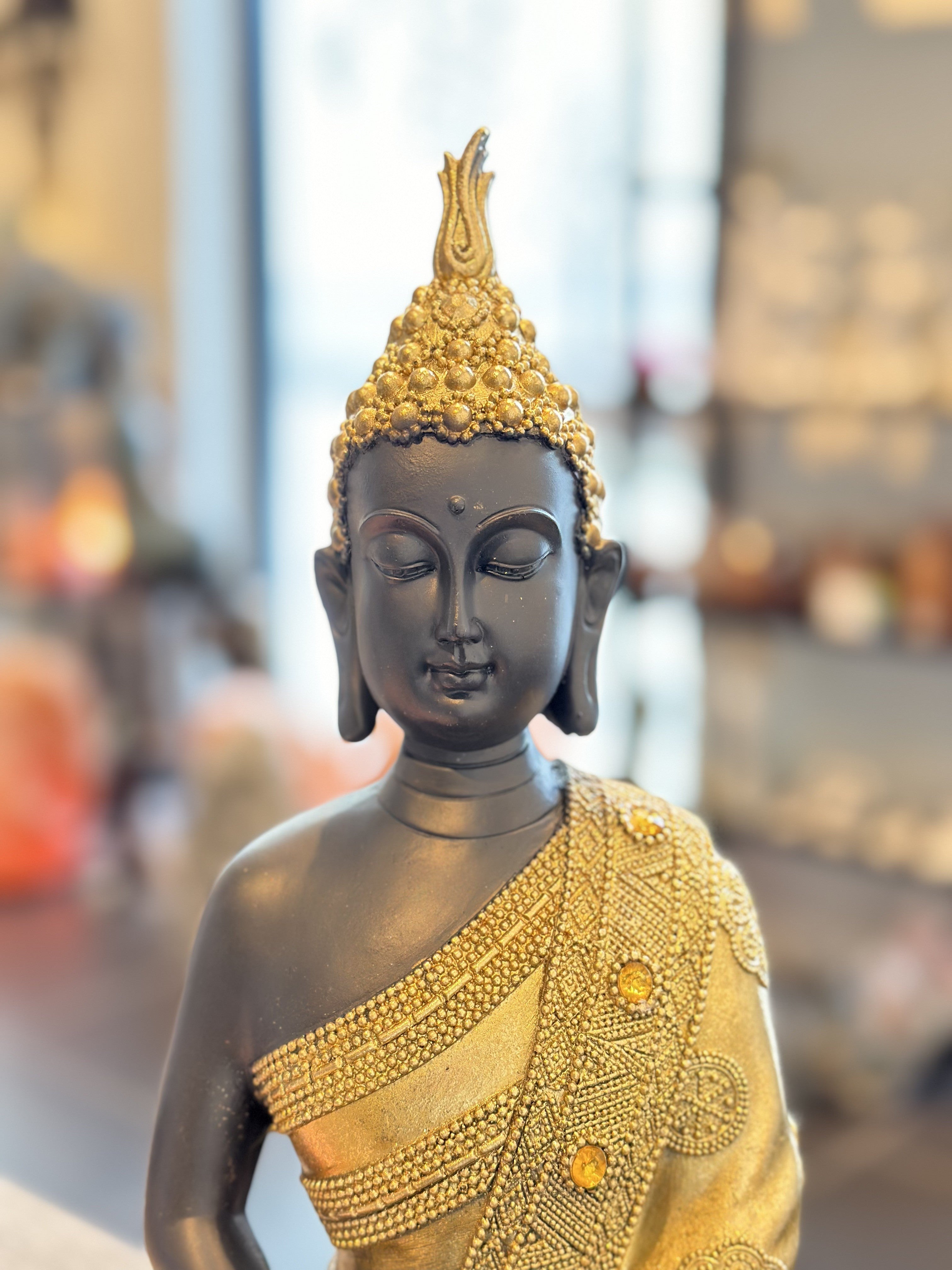 Buddha i Sort / Guld 5