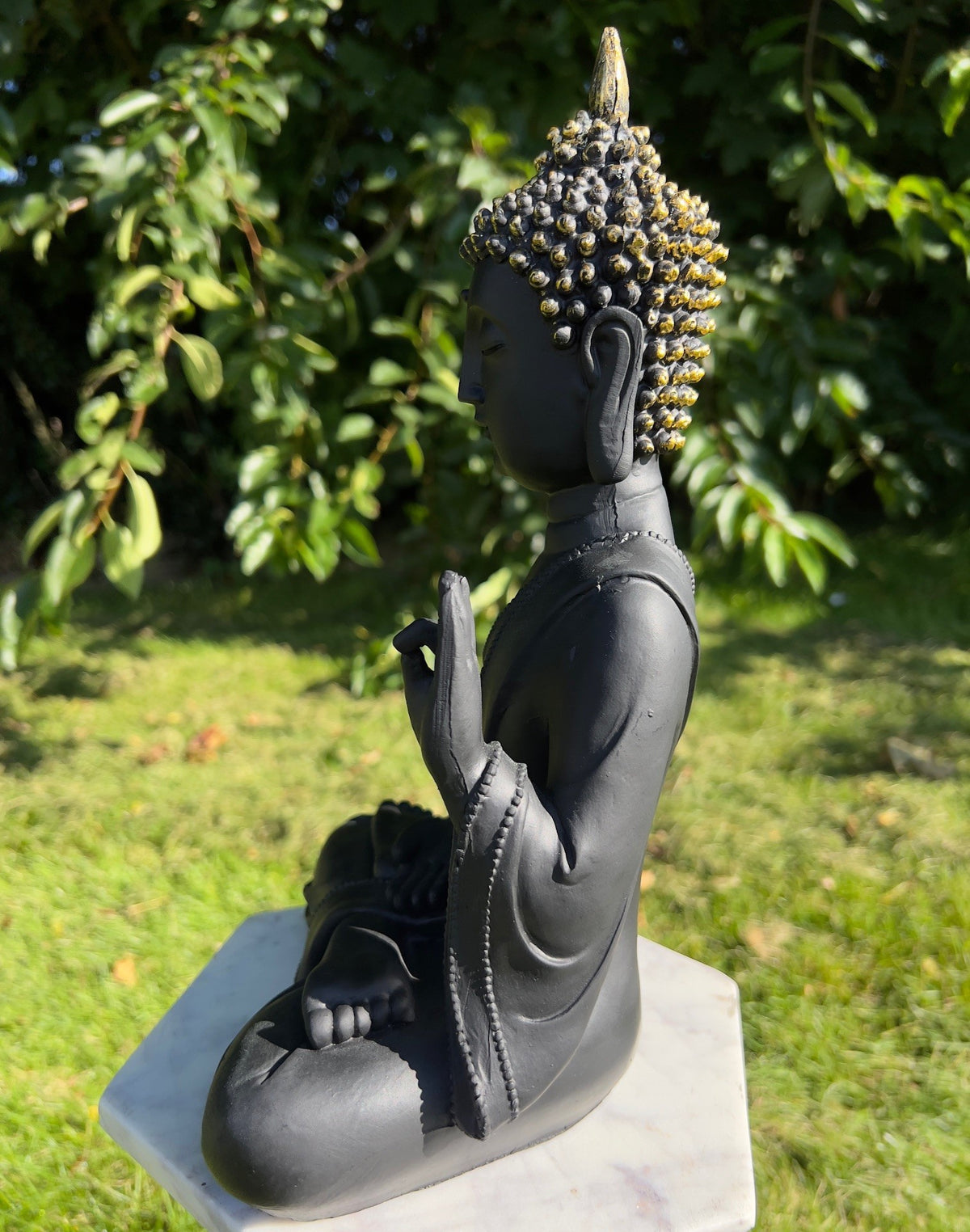 Buddha med ''forklaringens gestus'' håndtegn 3