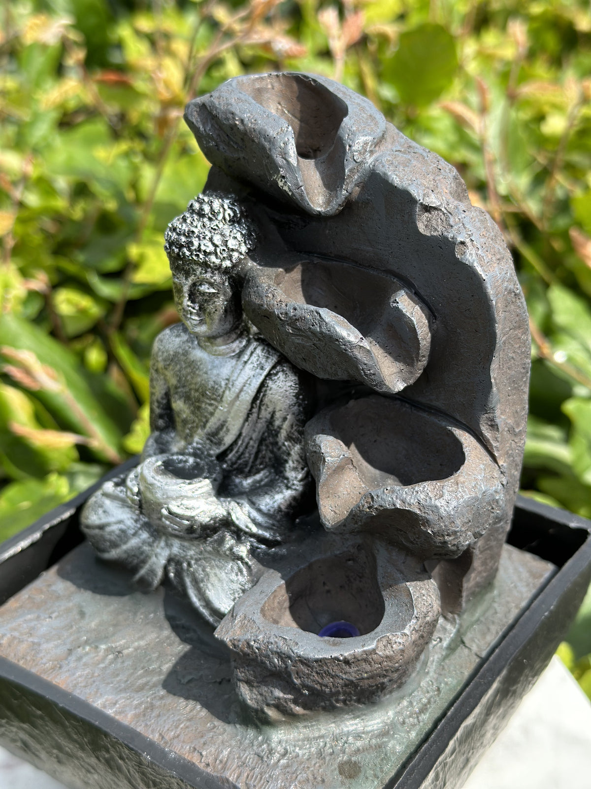 Fontæne m. Buddha i grå 6