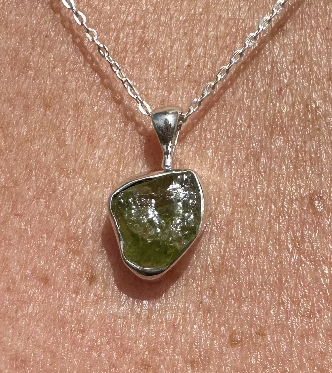 Halskæde m. Peridot 1