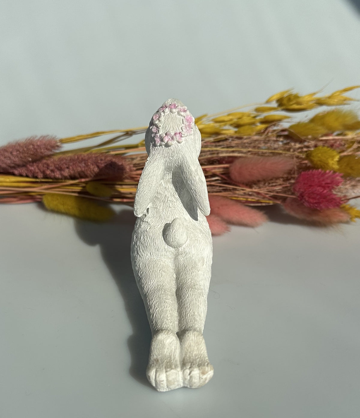 Hare i yogastilling 2 3
