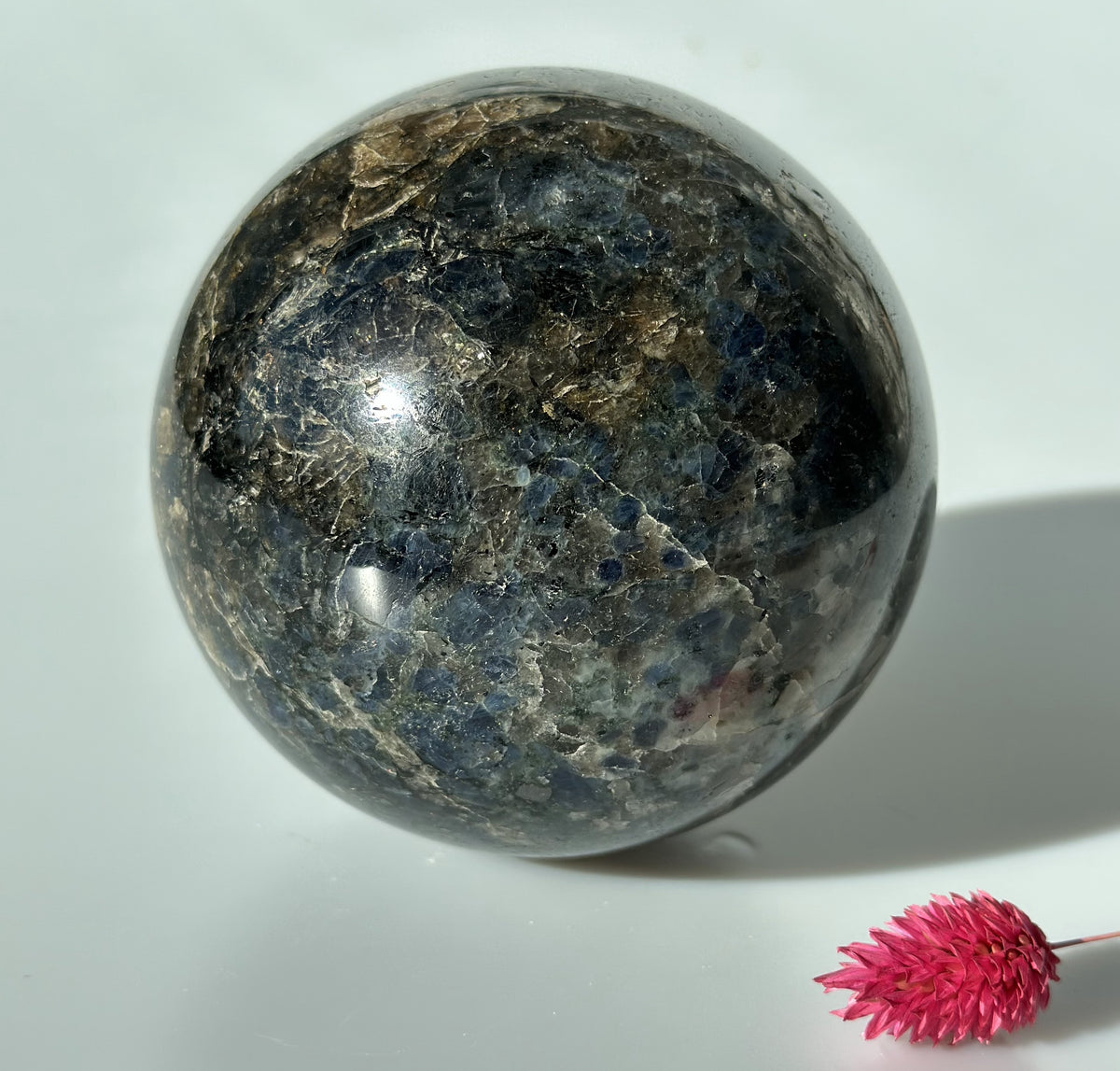 Iolit - cordierit kugle 9 - 10 cm 1