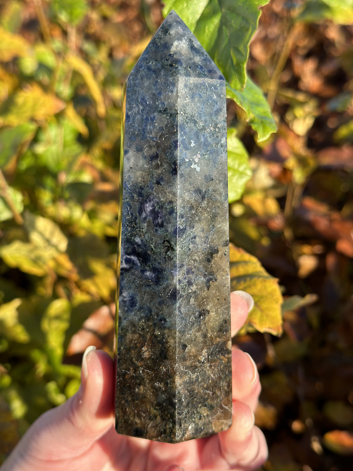 Iolit - Cordierit Tårn 14 cm 2