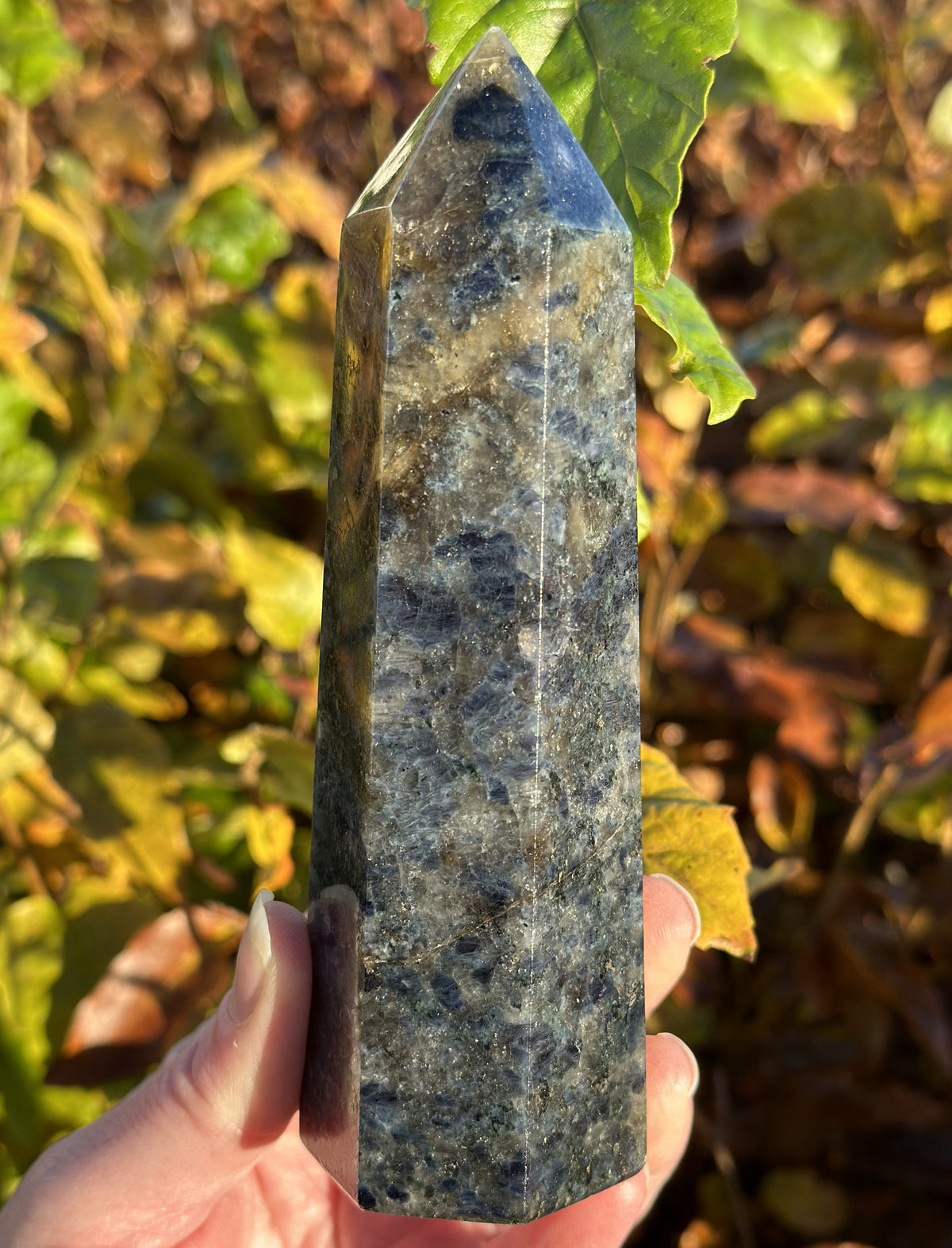 Iolit - Cordierit Tårn 14,5 cm 1