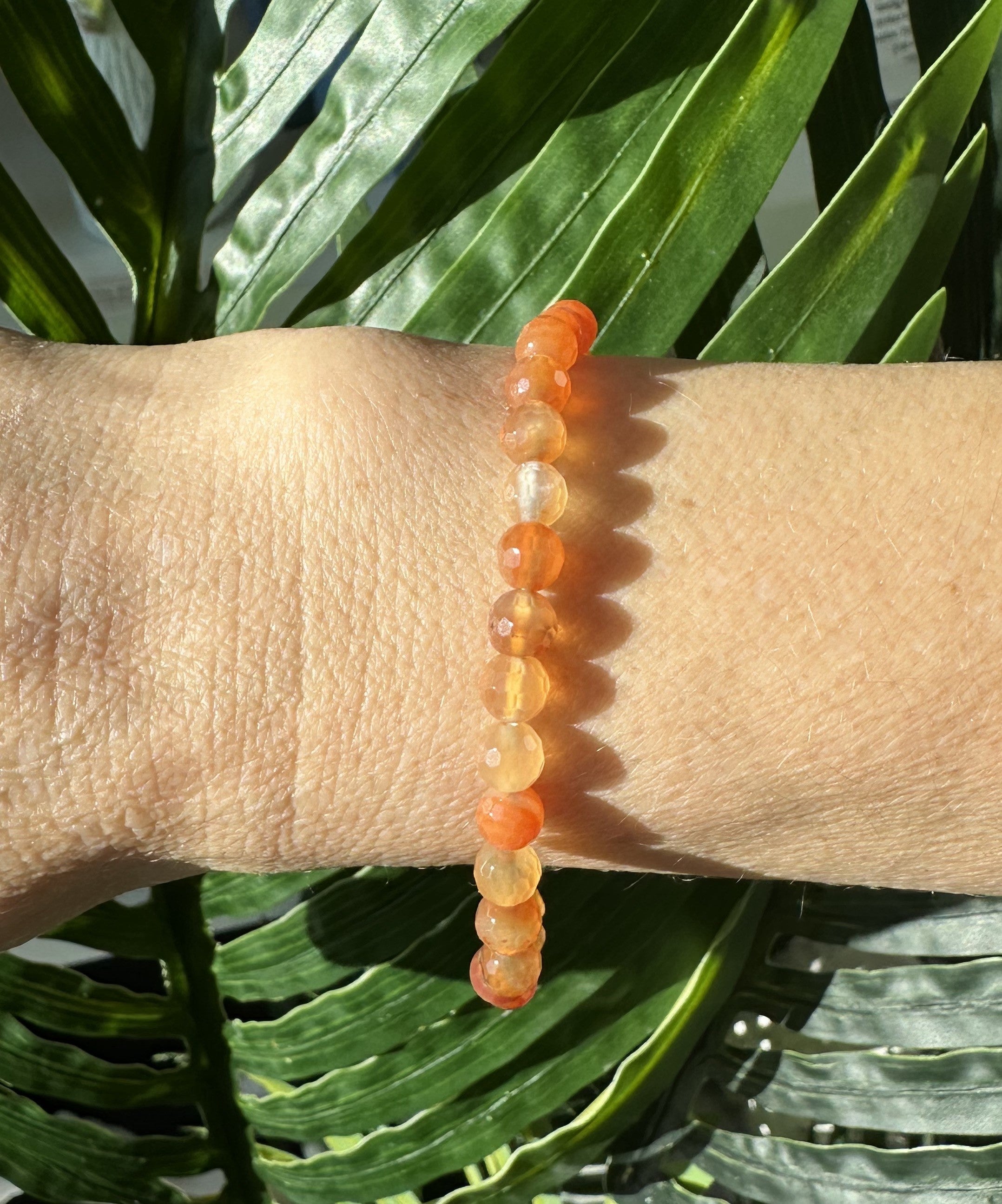 Karneol armbånd facetslebet 6 mm 3