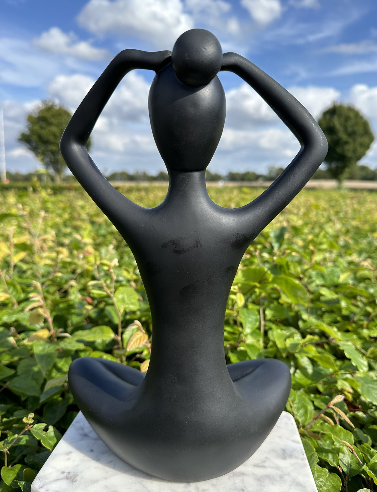 Kvinde i yogastilling 3