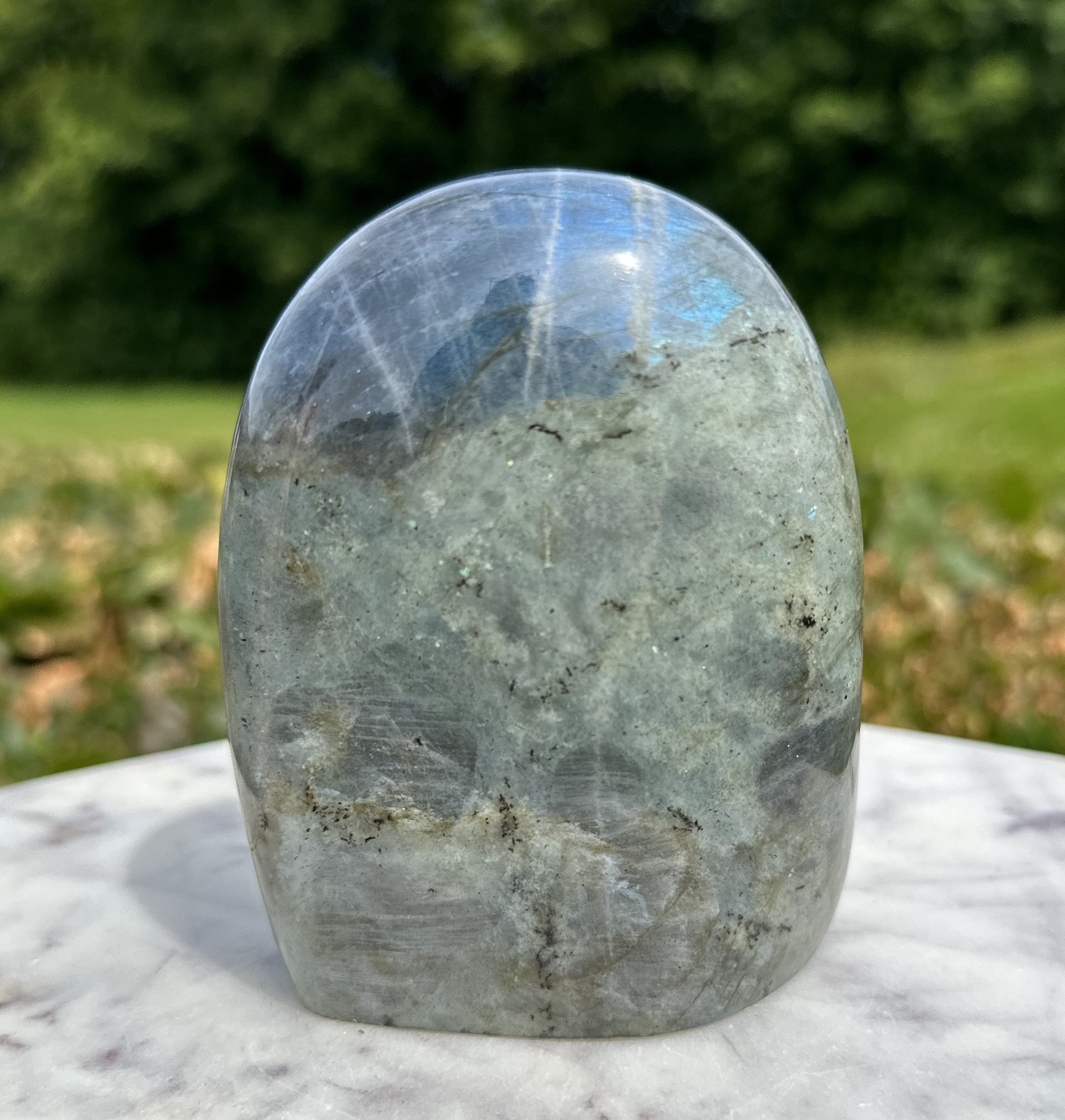 Labradorit freeform 6-700 g 4