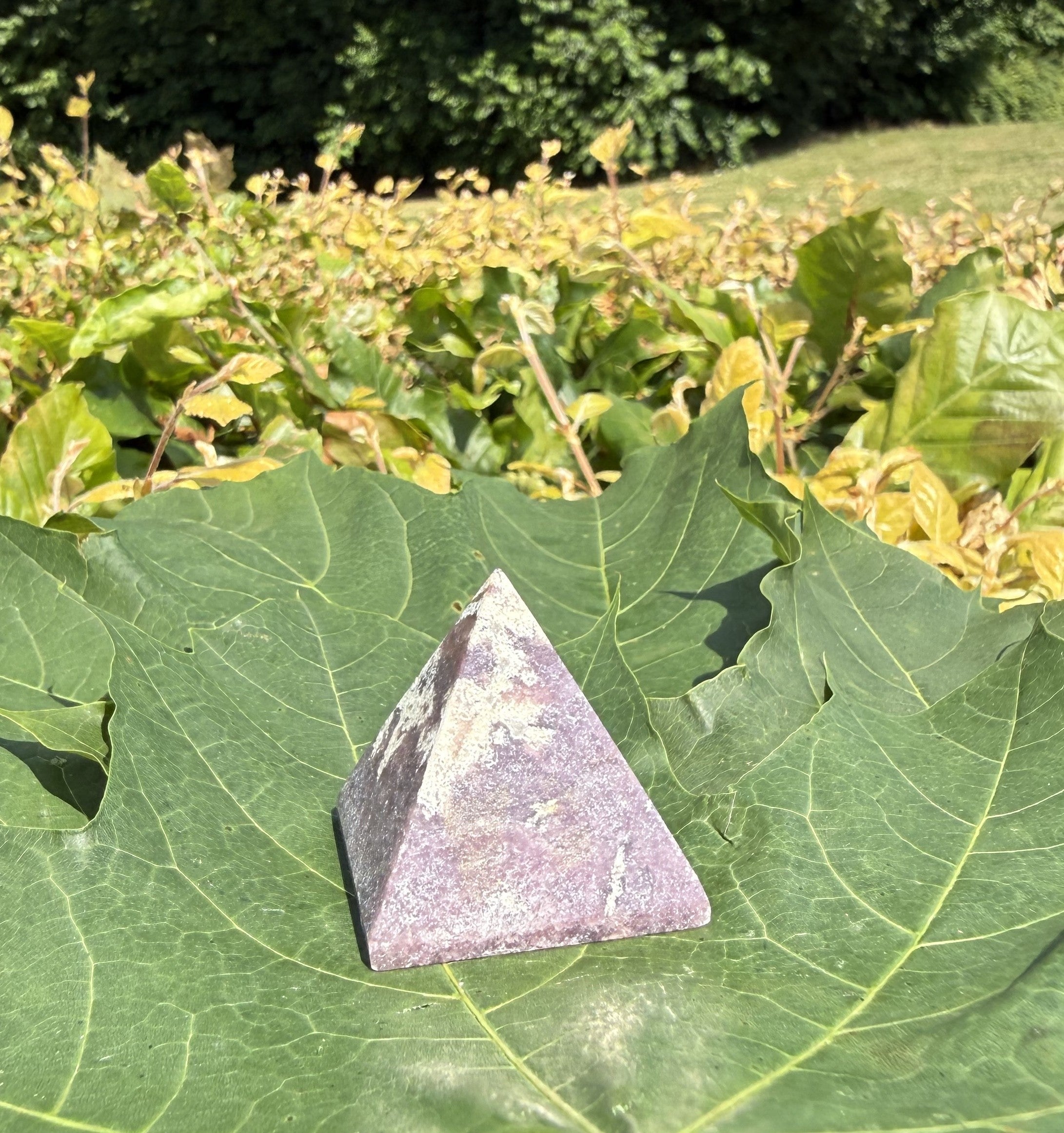 Lepidolit Pyramide 3,5 cm 1