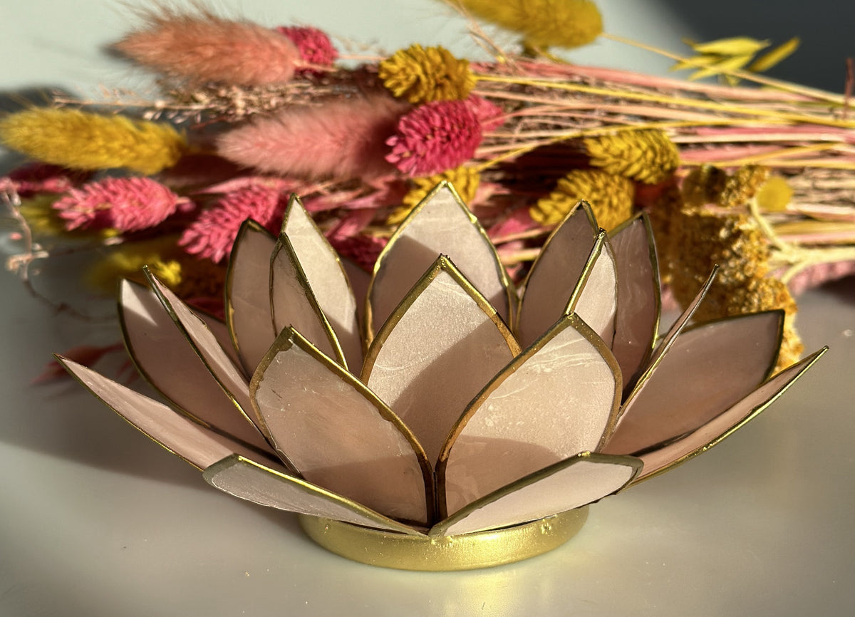 Lotus lysestage pastel pink guld 3