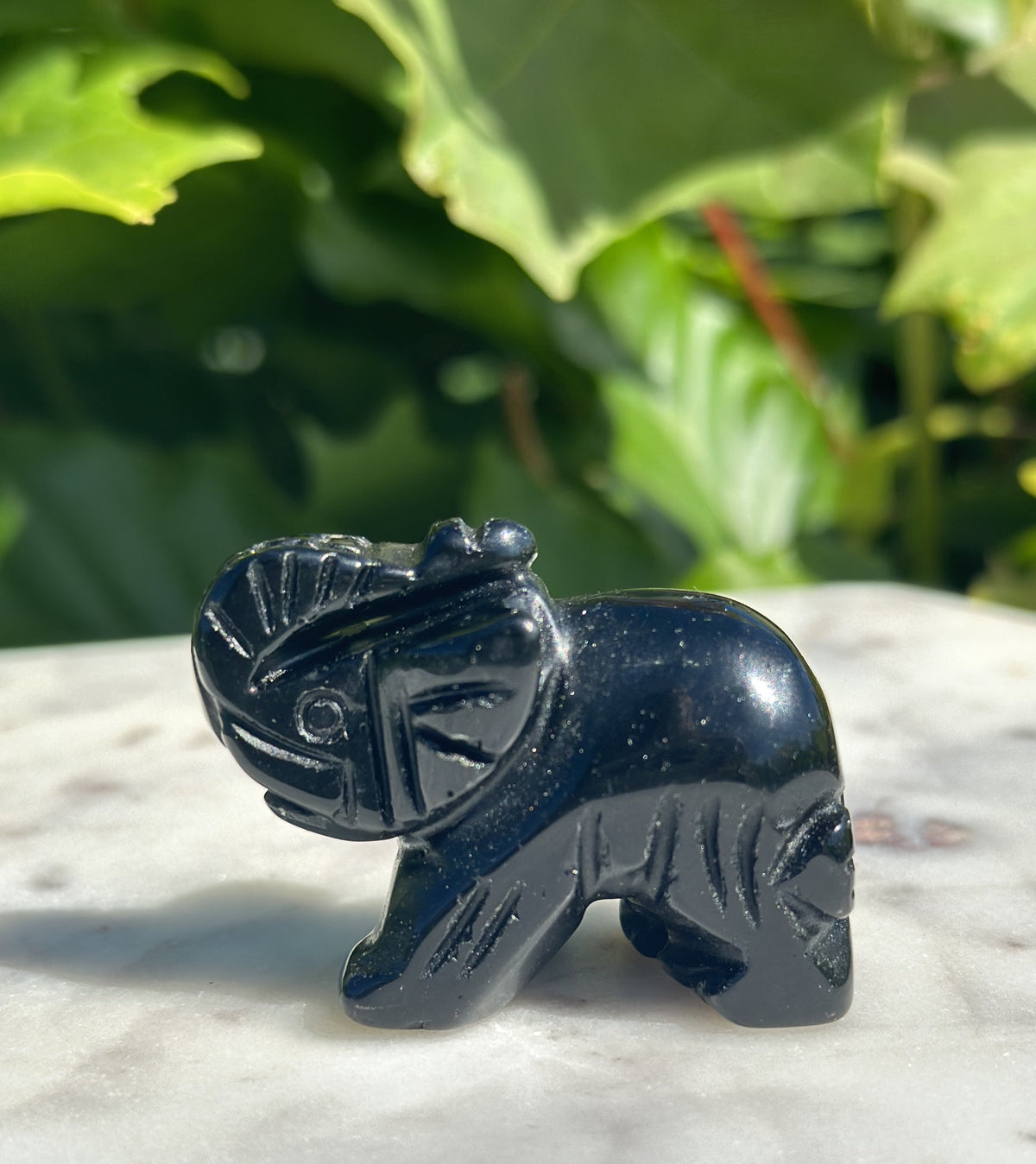 Obsidian elefant 1
