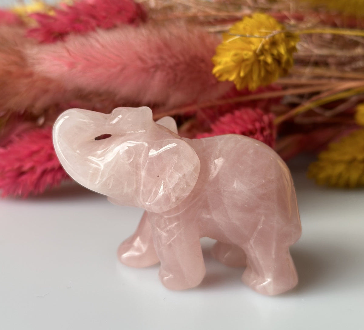 Rosakvarts elefant
