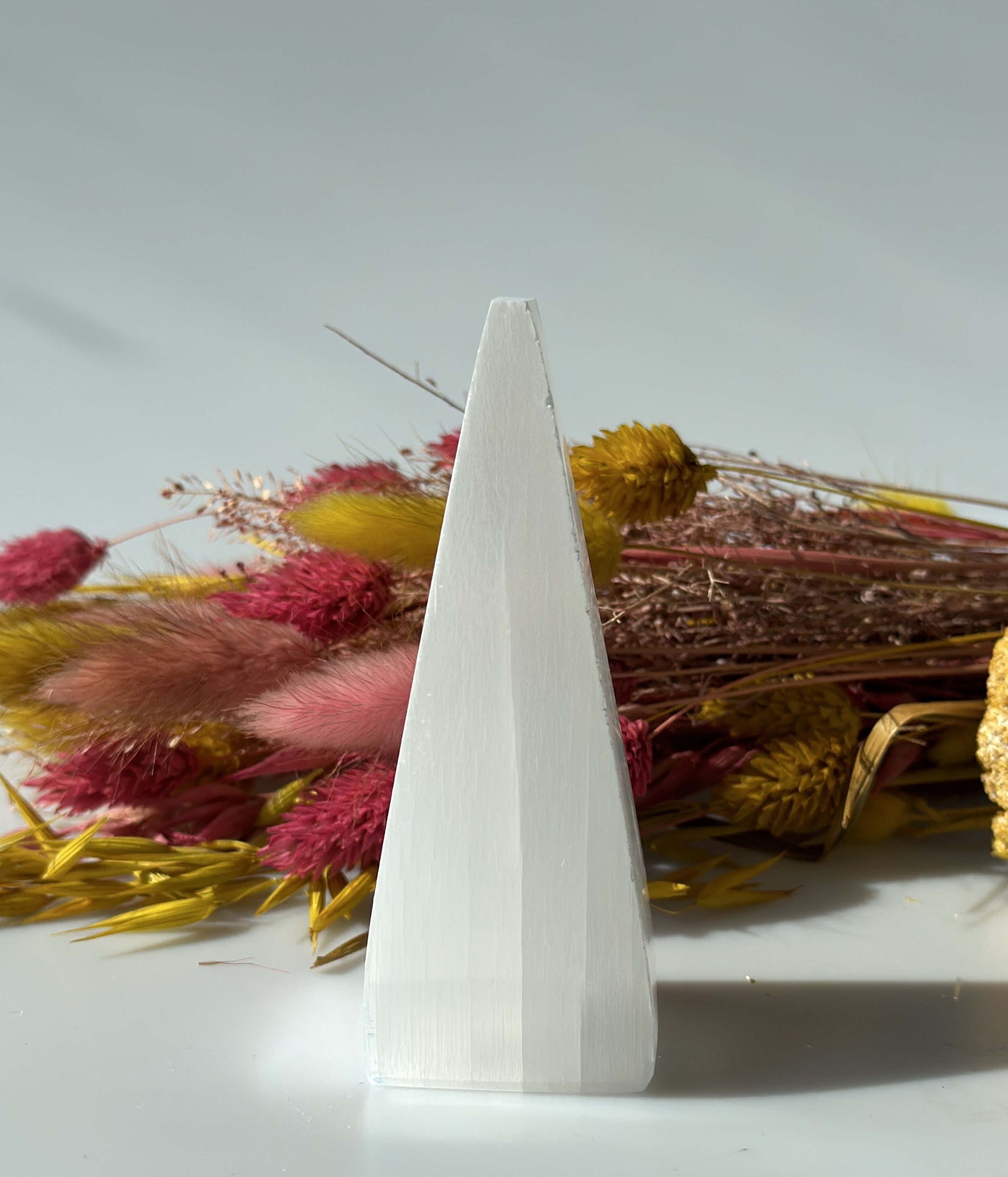 Selenit pyramide 10 cm 3
